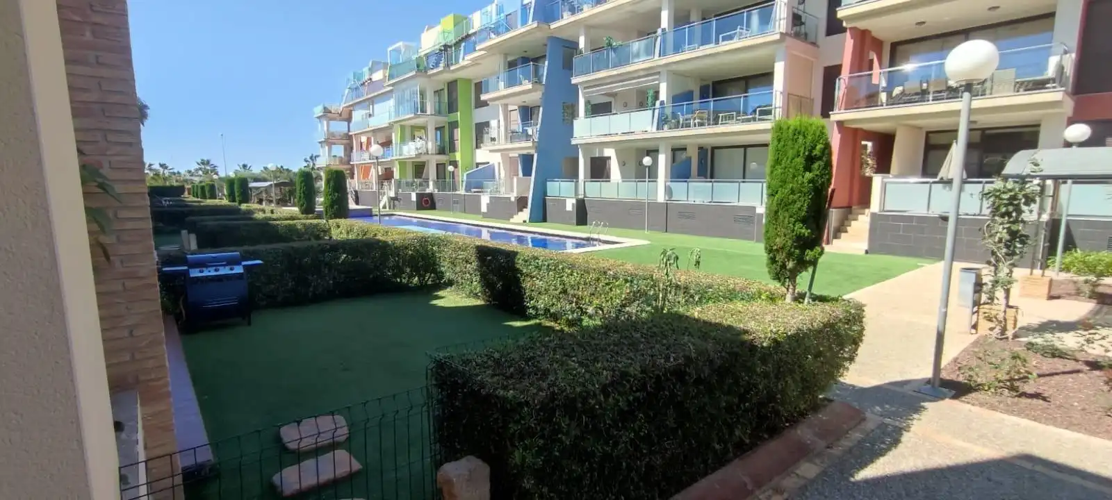 Piscina de Apartament en venda en Orihuela amb Aire condicionat, Calefacció i Jardí privat