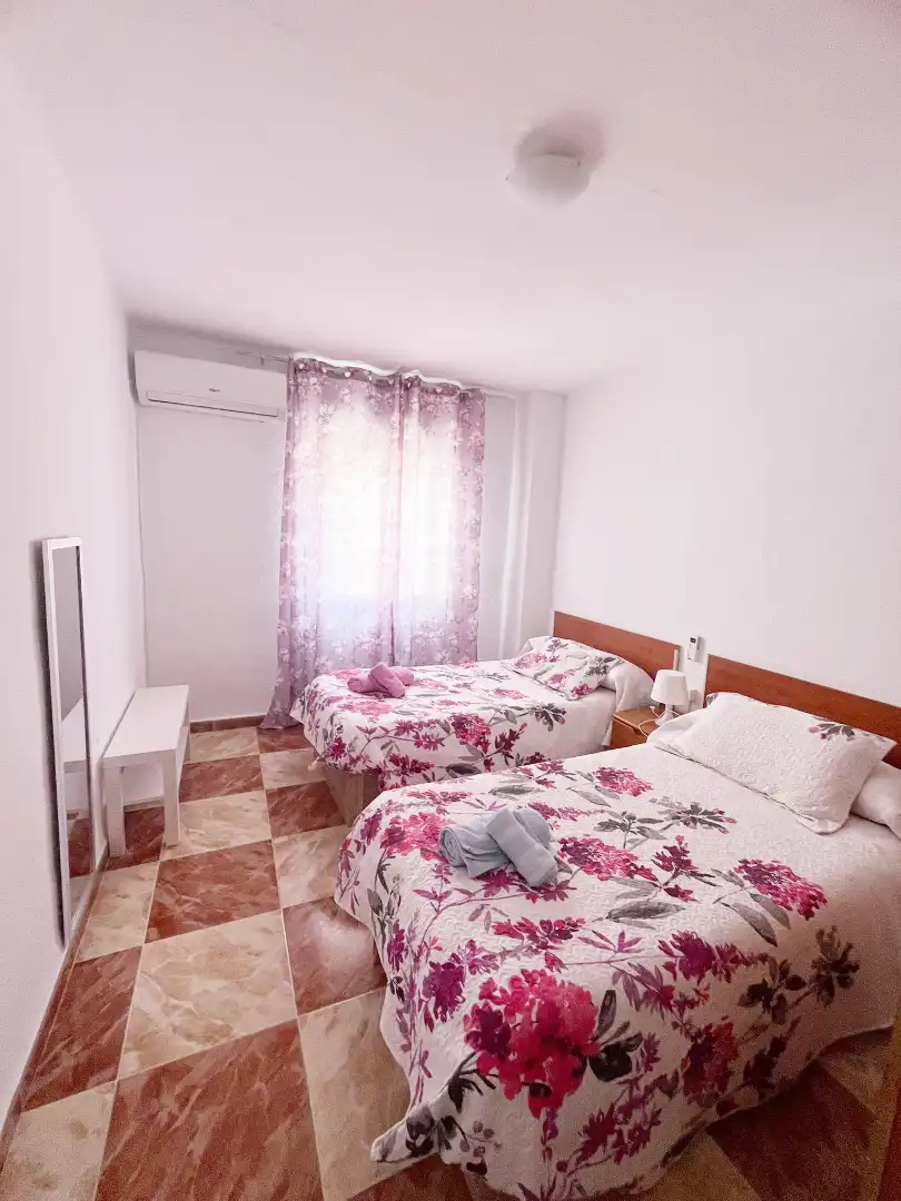 Bedroom of Flat for sale in Córdoba  with Air Conditioner and Terrace