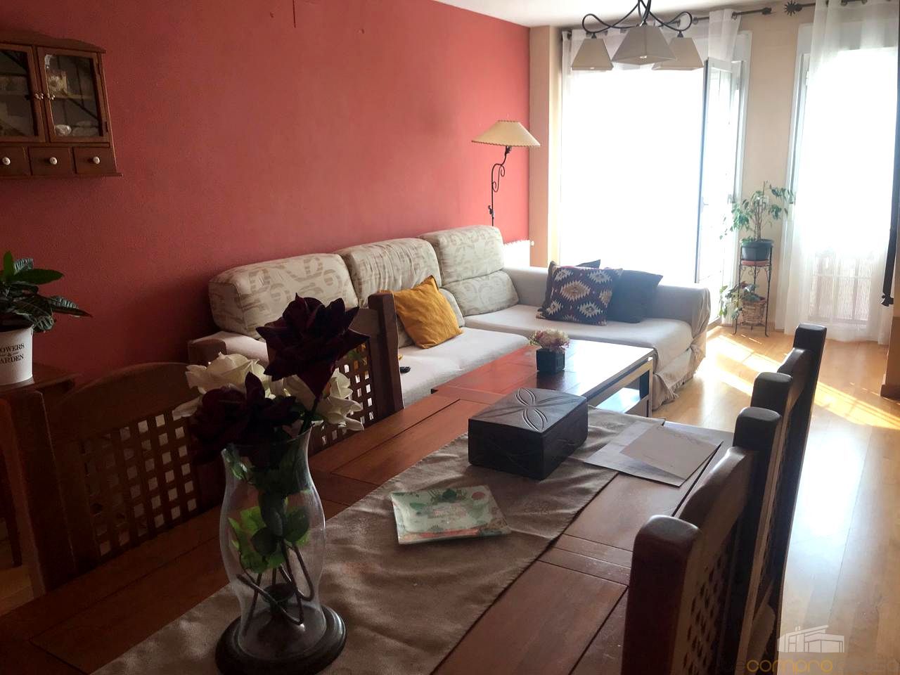 Sala d'estar de Dúplex en venda en Argoños  amb Terrassa