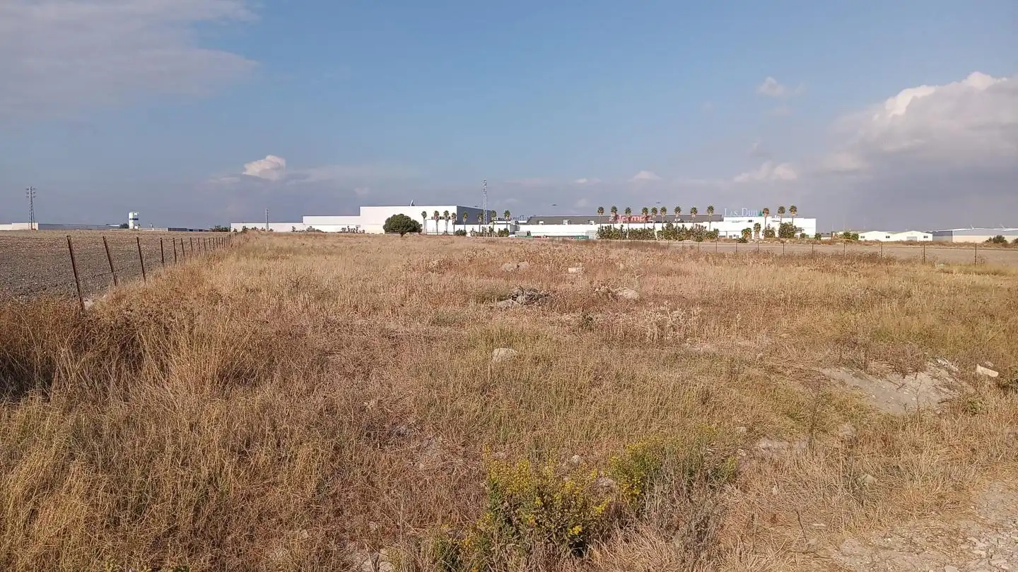 Rustikales Grundstück zum Verkauf in Caňada del Amarguillo, imagen 3