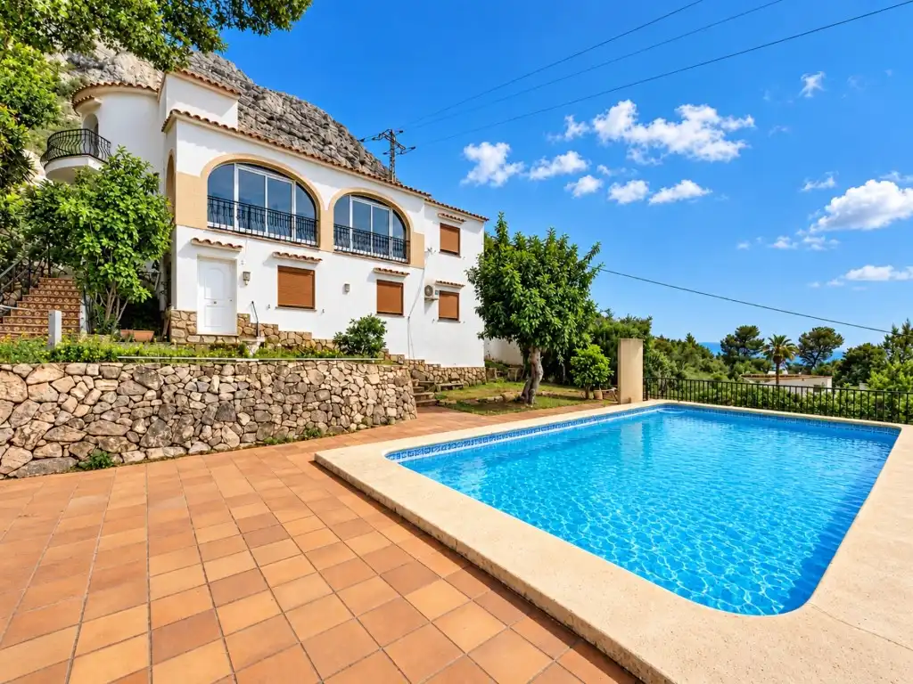 Swimming pool of Houses for sale in El Montgó