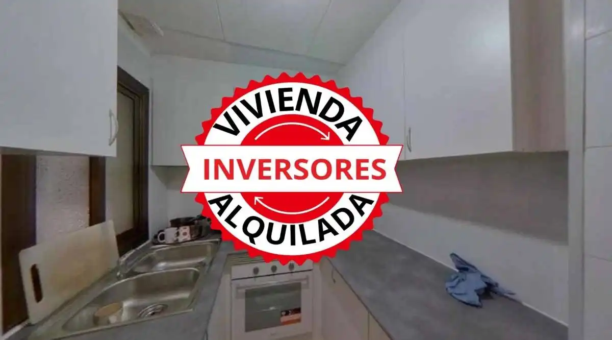 Kitchen of Flat for sale in Santa Coloma de Gramenet