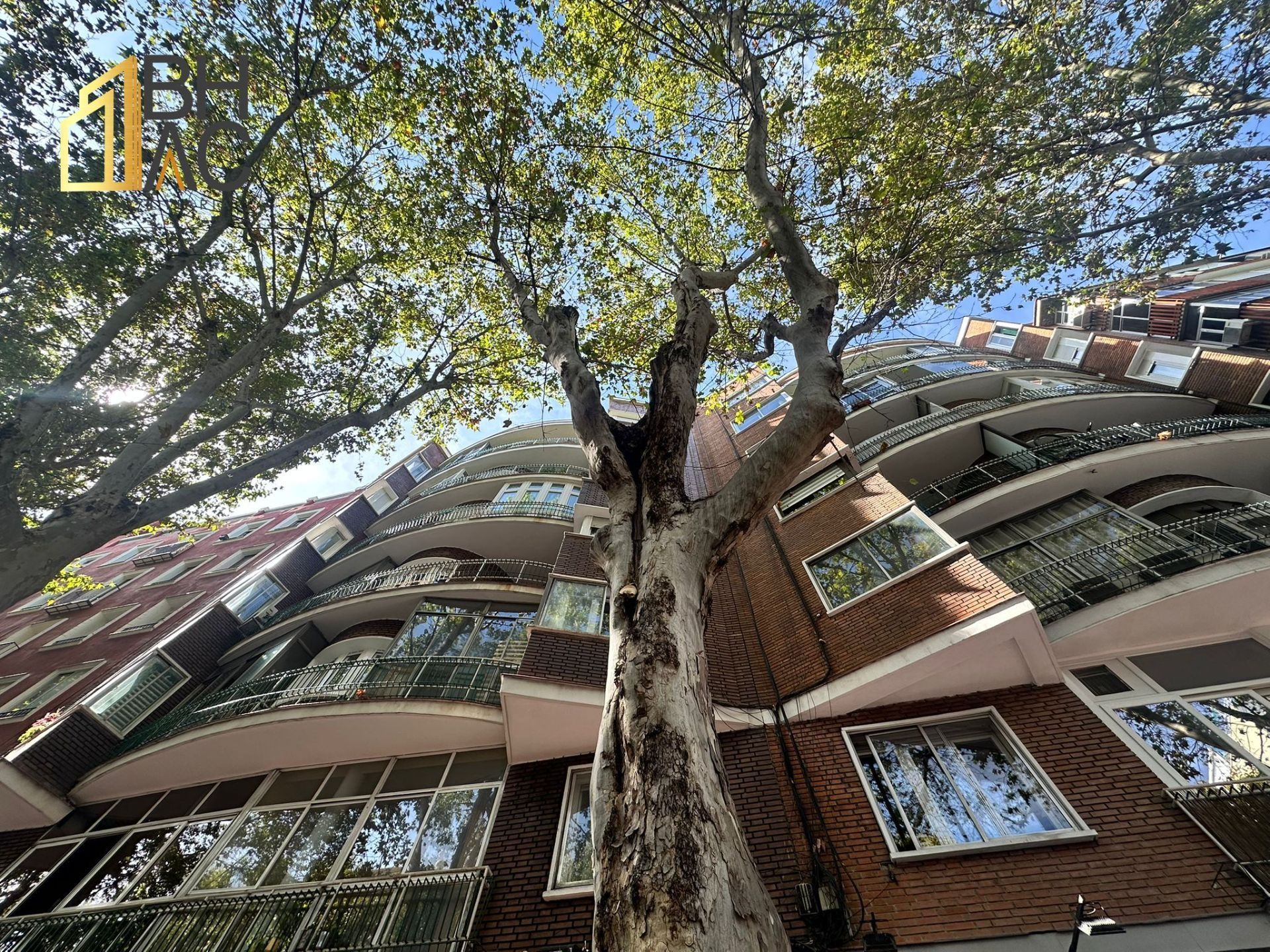 Vista exterior de Pis en venda en  Madrid Capital amb Aire condicionat, Calefacció i Terrassa