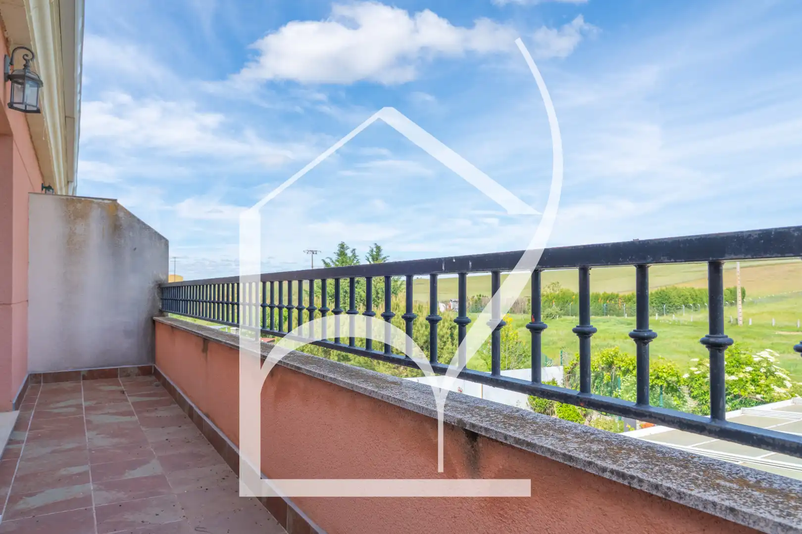 Terrace of Detached homes for sale in Arapiles  with Heating, Terrace and Swimming Pool