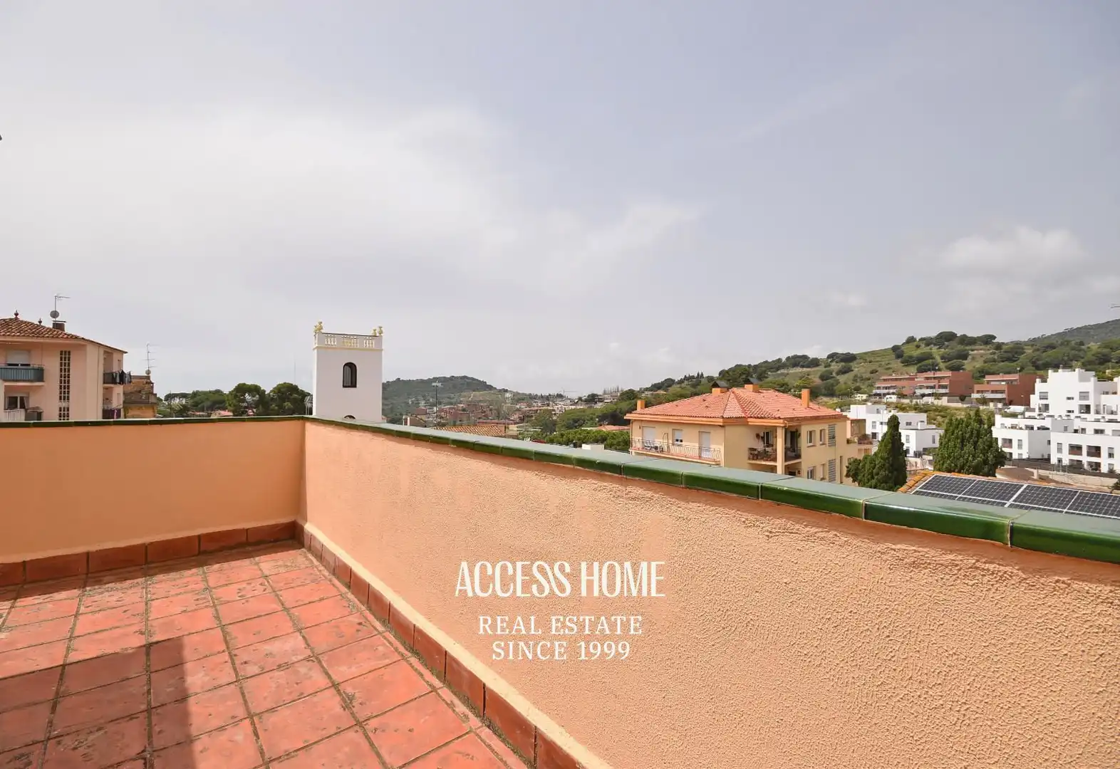 Terrace of Houses for sale in Tiana  with Air Conditioner, Heating and Terrace
