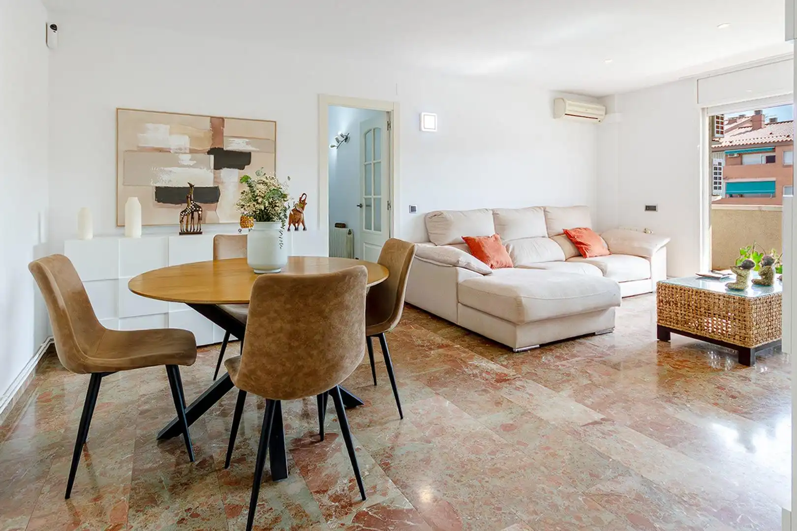 Sala d'estar de Pis en venda en Martorell amb Aire condicionat, Calefacció i Jardí privat