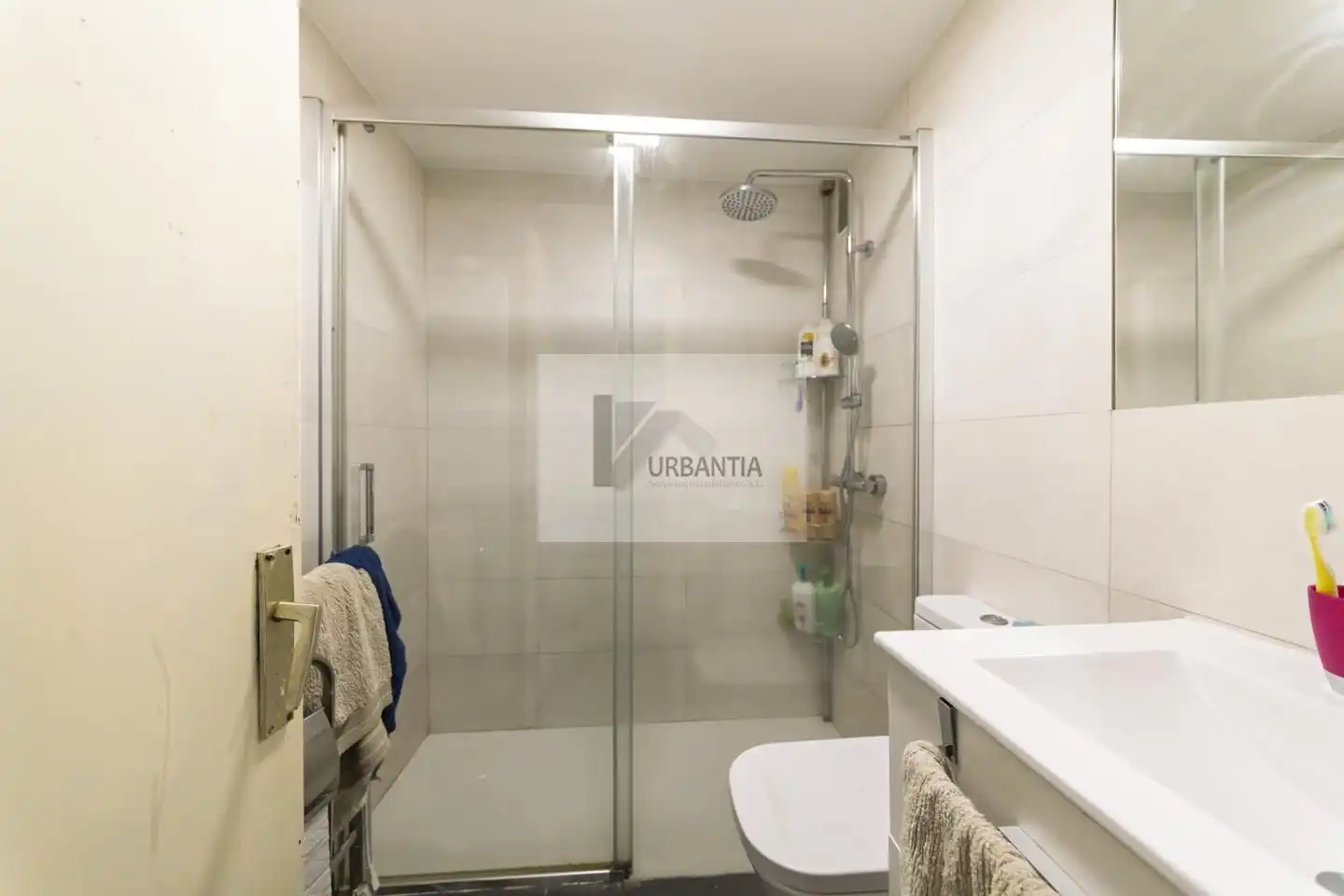 Bathroom of Flat for sale in Barañáin / Barañain  with Heating, Parquet flooring and Terrace