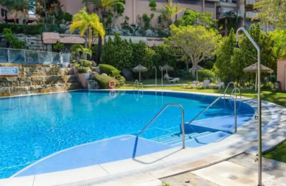 Apartament amb piscina en venda a Nueva Andalucía, imagen 51