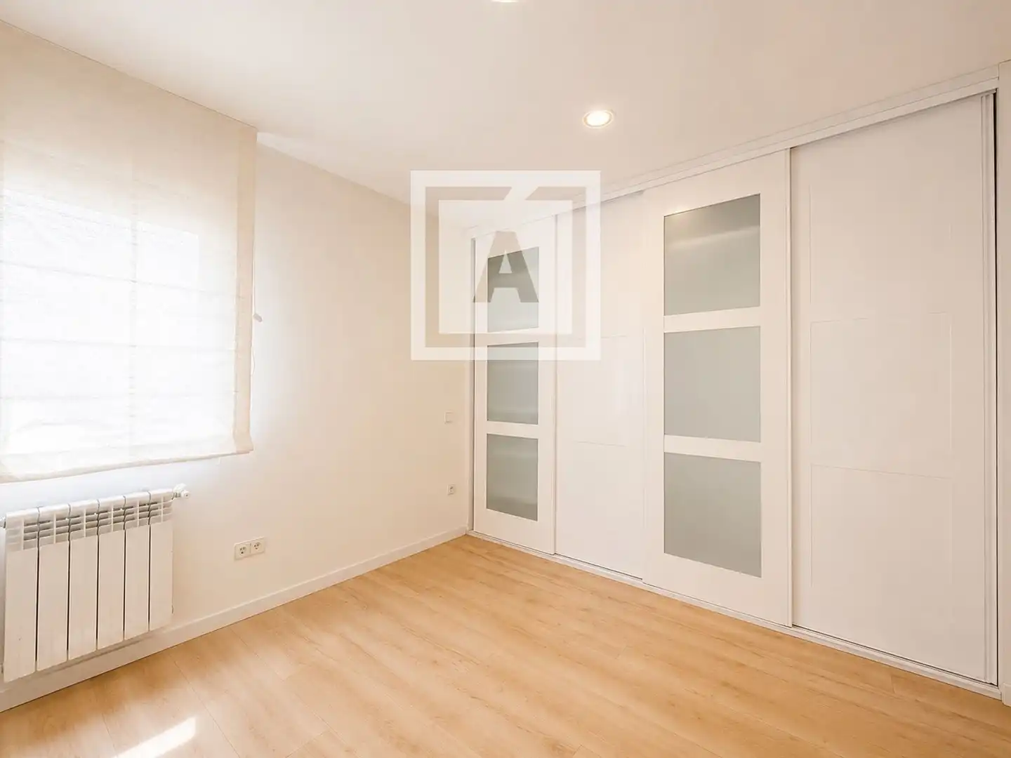 Habitación de Piso de alquiler en Madrid con Aire acondicionado y Calefacción