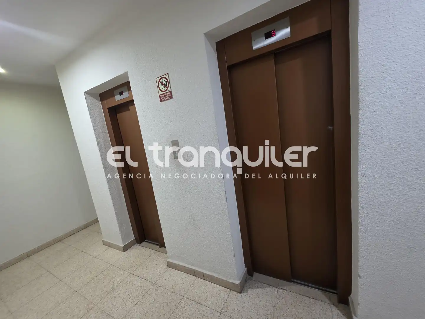 Parking of Study for rent in Madrid  with Air Conditioner, Parquet flooring and Washing machine