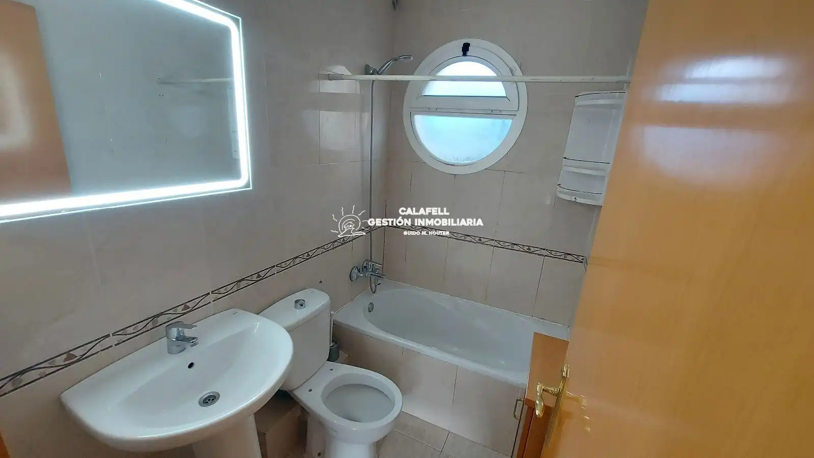 Baño de Piso en venta en Cunit con Aire acondicionado, Jardín privado y Terraza