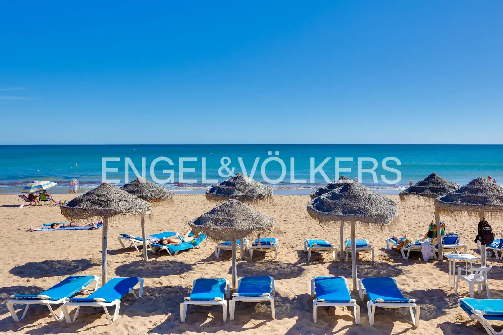 Finca rústica en venta en Torrevieja con Aire acondicionado, Calefacción y Jardín privado