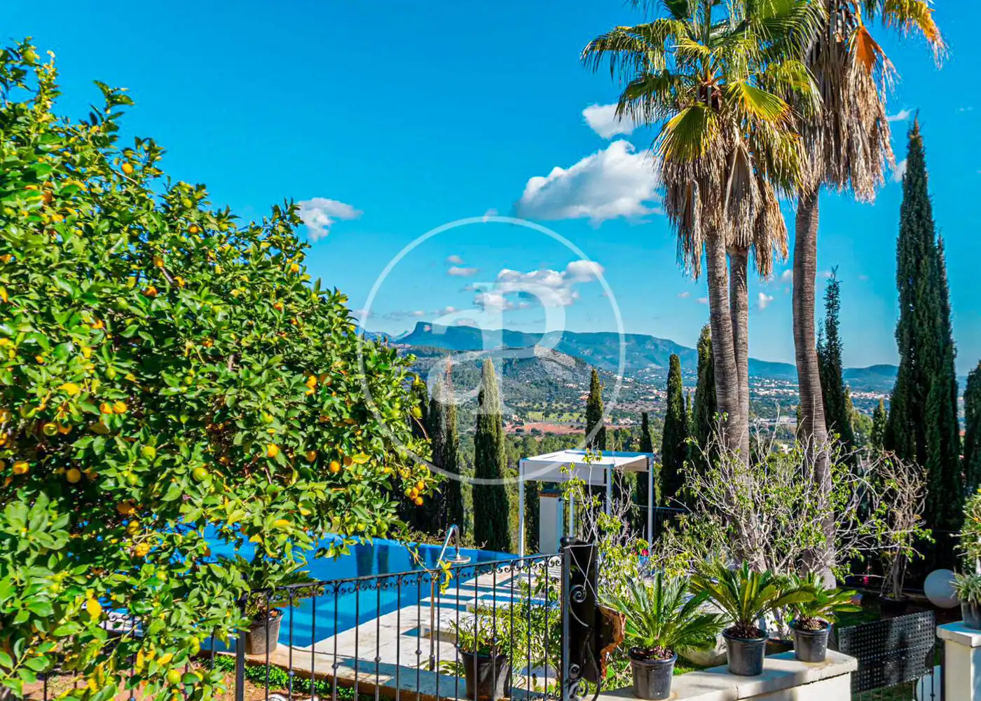Vista exterior de Casa o chalet de alquiler en Esporles con Aire acondicionado, Calefacción y Jardín privado