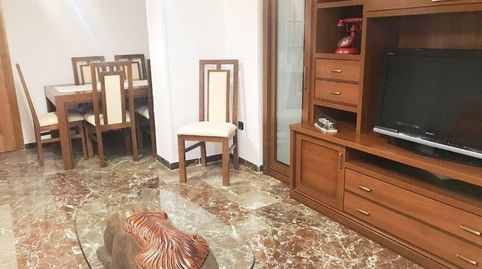 Foto 3 de Piso en venta en San Bartolomé - Millán de Priego, Jaén Capital
