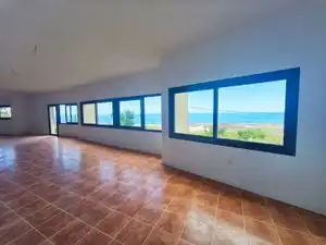 Menjador de Casa o xalet en venda en Frontera amb Jardí privat, Terrassa i Traster