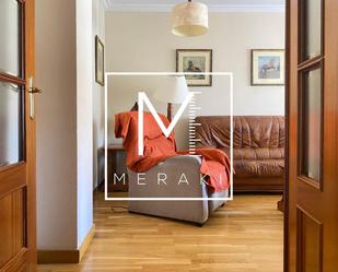Sala d'estar de Apartament en venda en  Albacete Capital amb Calefacció, Jardí privat i Traster