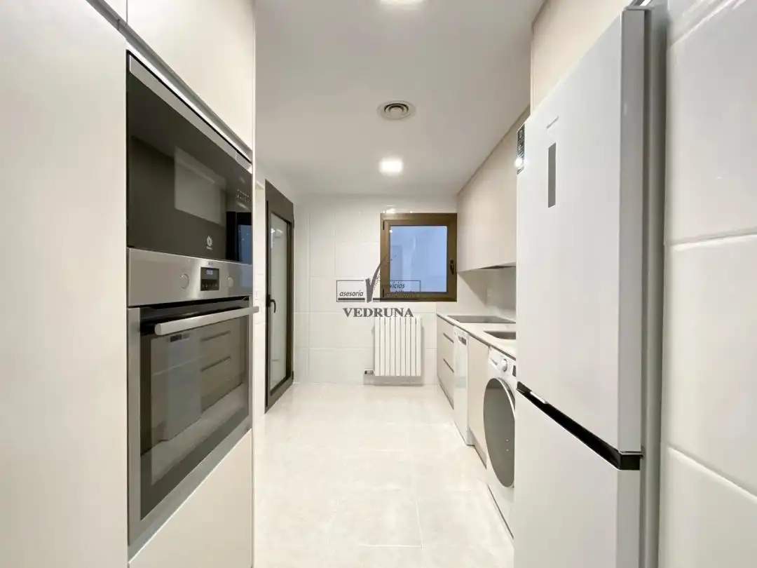 Kitchen of Flat for rent in Zaragoza  with Air Conditioner, Heating and Terrace