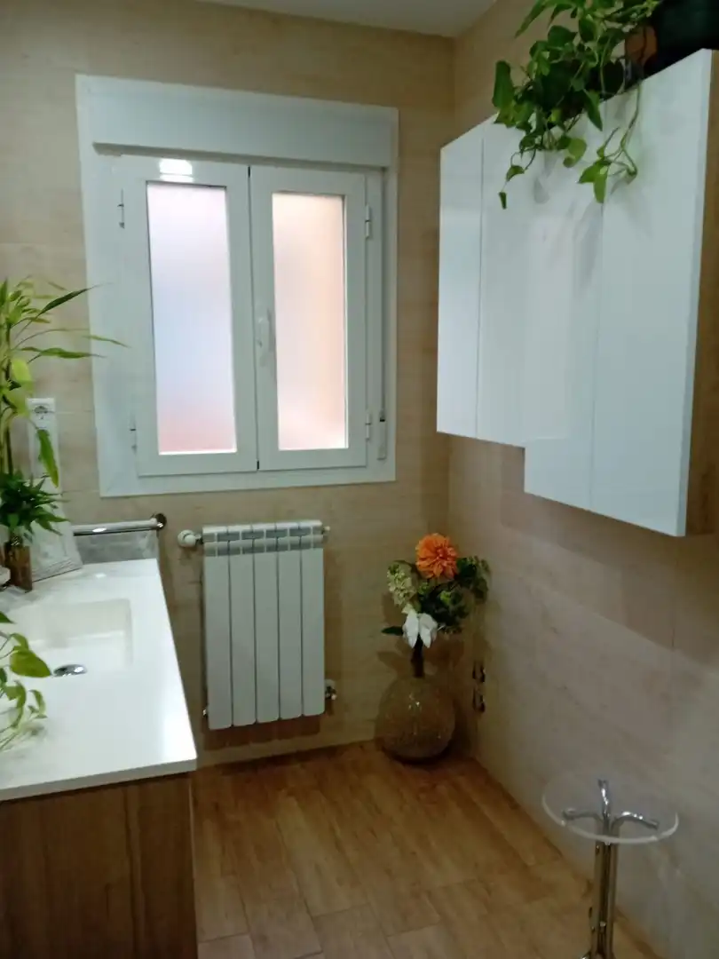 Baño de Piso en venta en Valdepeñas con Aire acondicionado, Calefacción y Terraza