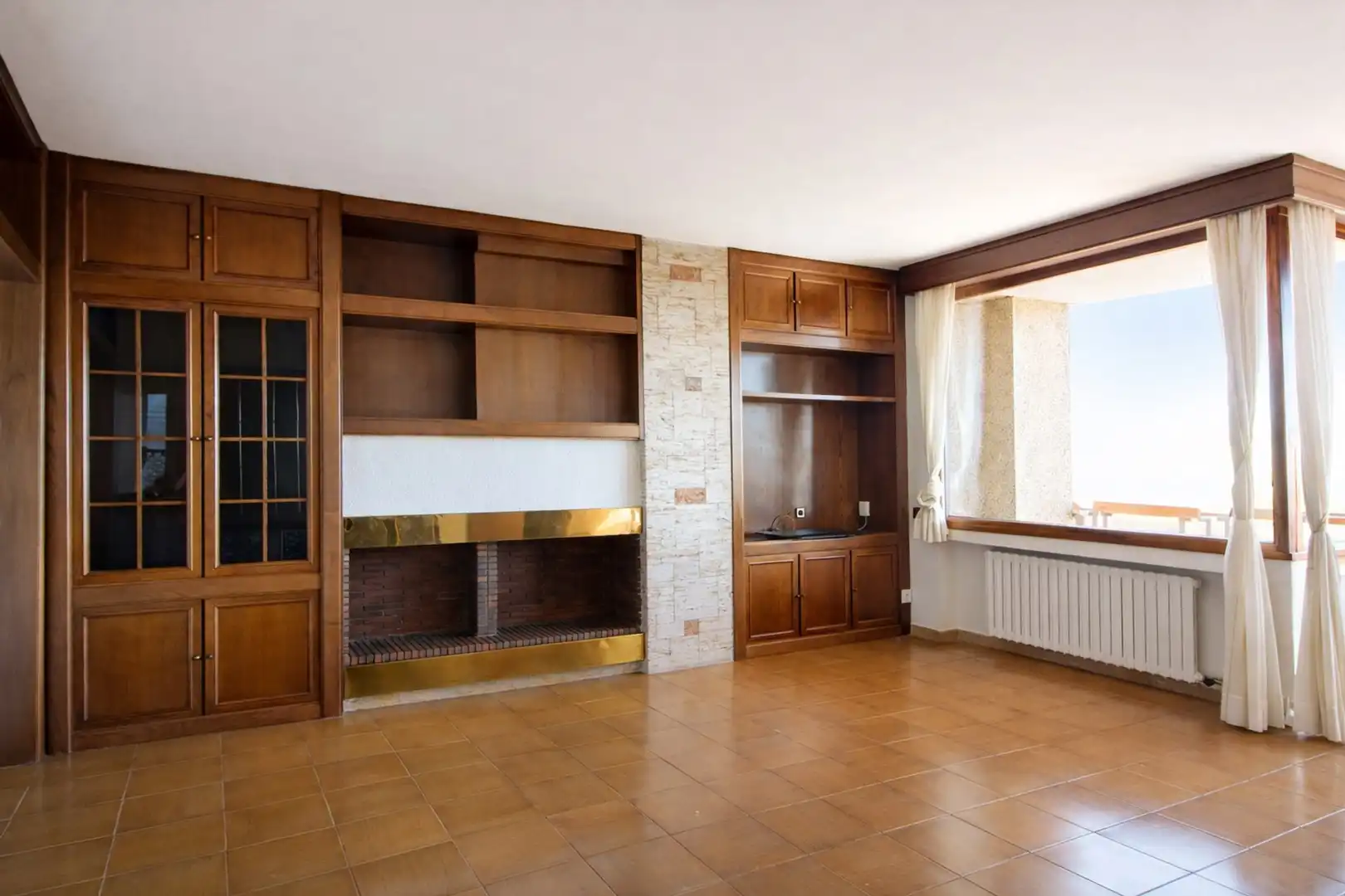 Wohnzimmer von Maisonette zum Verkauf in Figueres mit Heizung, Terrasse und Abstellraum