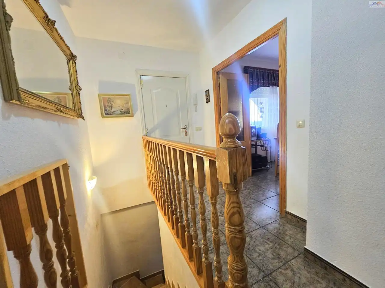 Casa o chalet en venta en Villa del Prado con Calefacción, Terraza y Trastero
