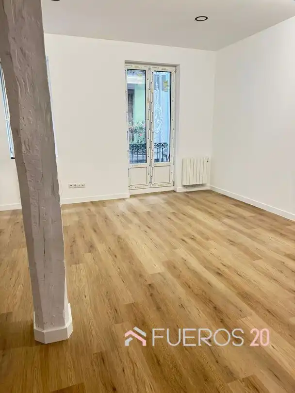 Piso en venta en Bilbao  con Calefacción y Balcón