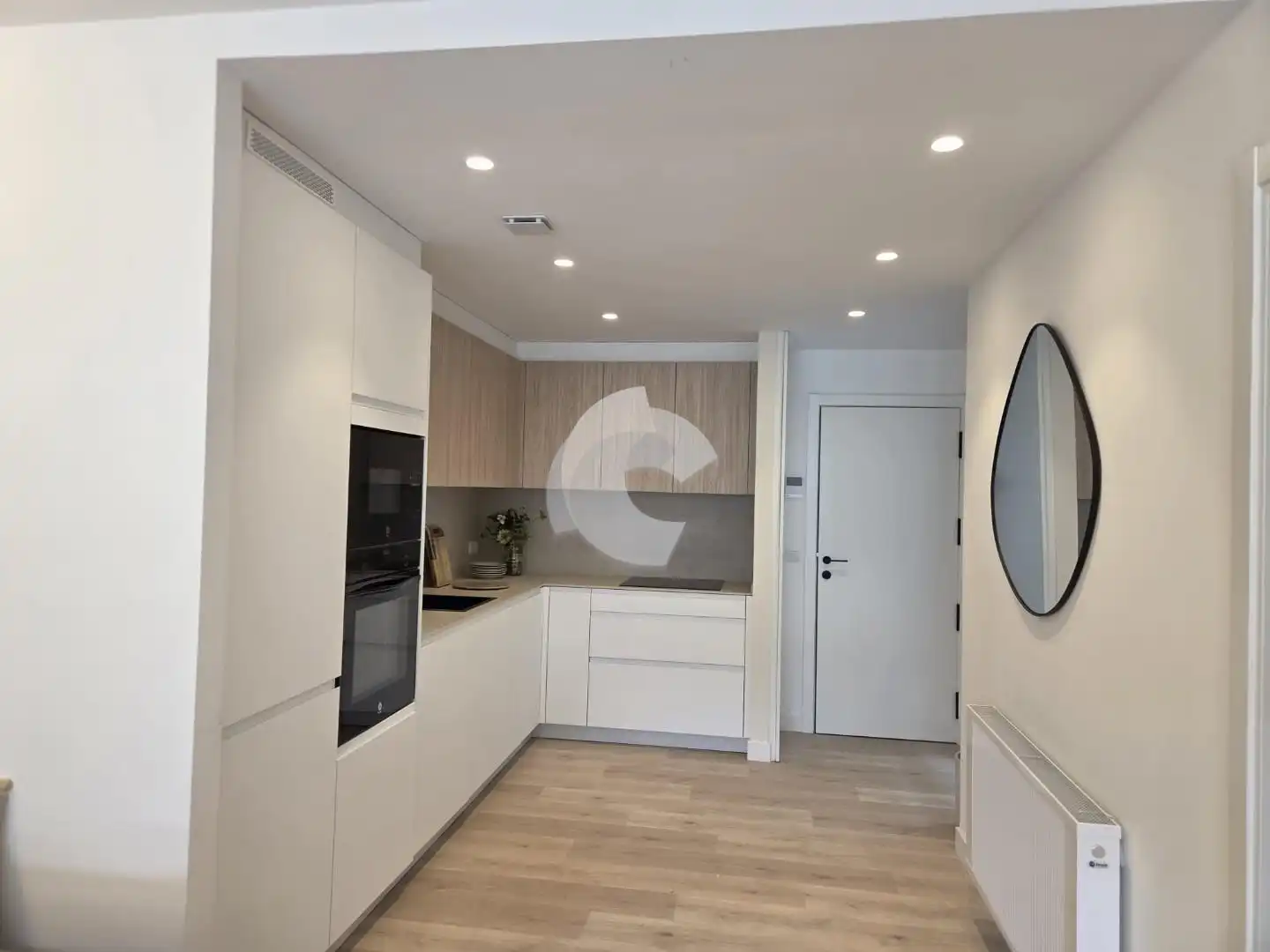 Kitchen of Flat for sale in Vigo   with Heating and Storage room