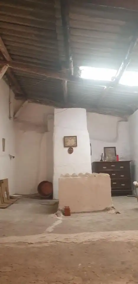 Houses for sale in Saelices  with Heating and Furnished