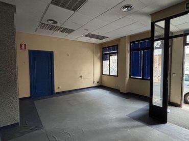 Business premises for sale in Calle Unión