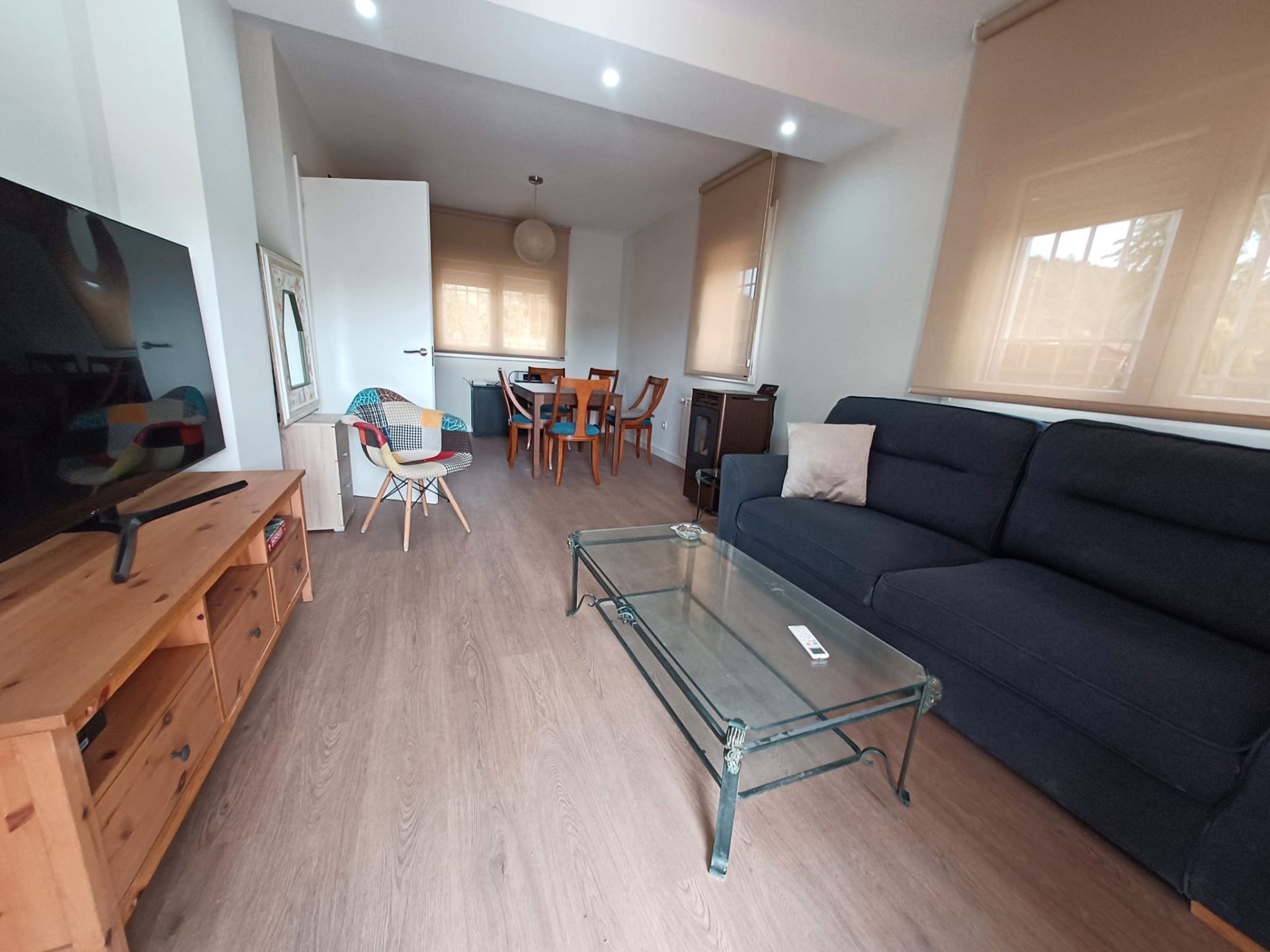 Sala d'estar de Casa adosada en venda en Valdemaqueda amb Aire condicionat, Calefacció i Jardí privat