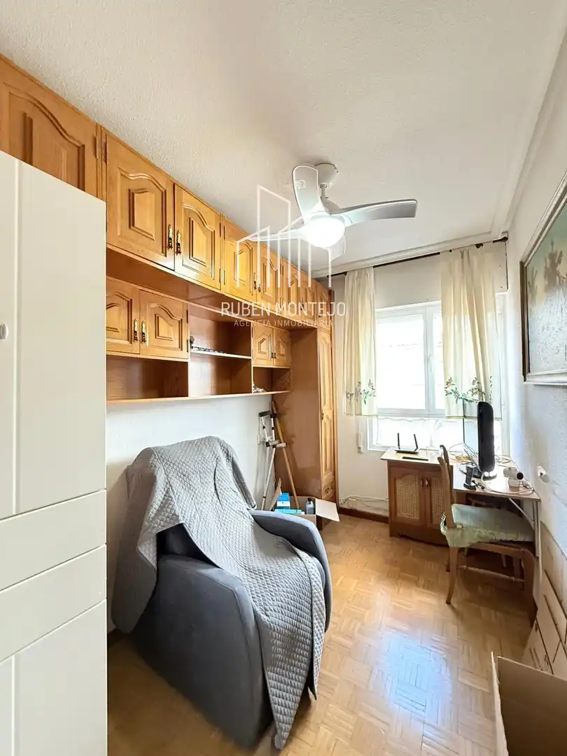Bedroom of Flat for sale in Salamanca  with Heating, Terrace and Storage room