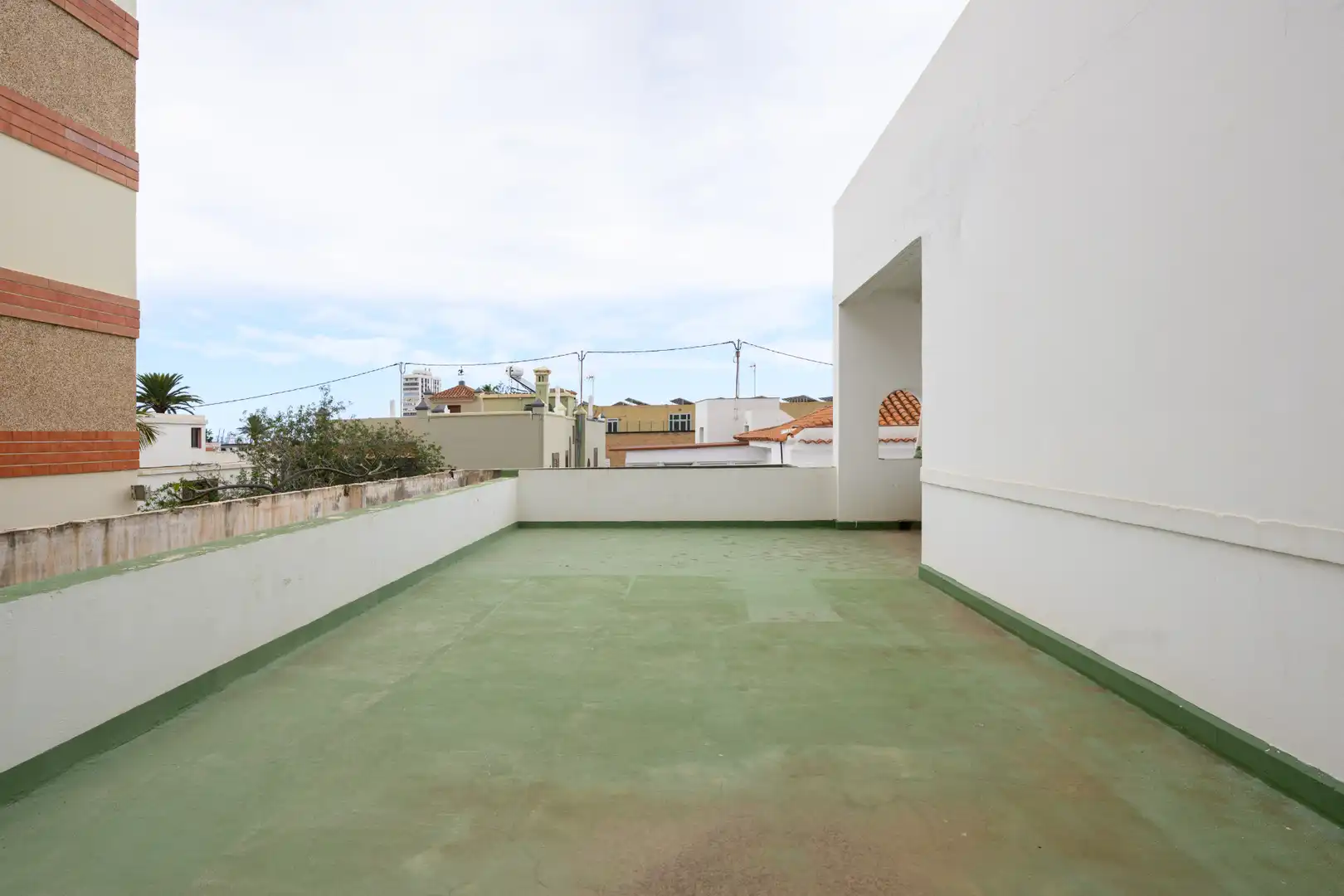Terrassa de Casa o xalet en venda en Las Palmas de Gran Canaria amb Aire condicionat, Jardí privat i Terrassa