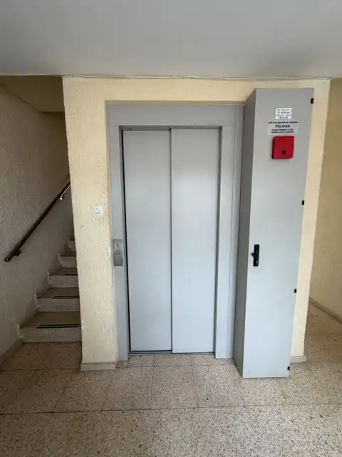 Flat with lift for sale in DIPUTACIÓ, imagen 5