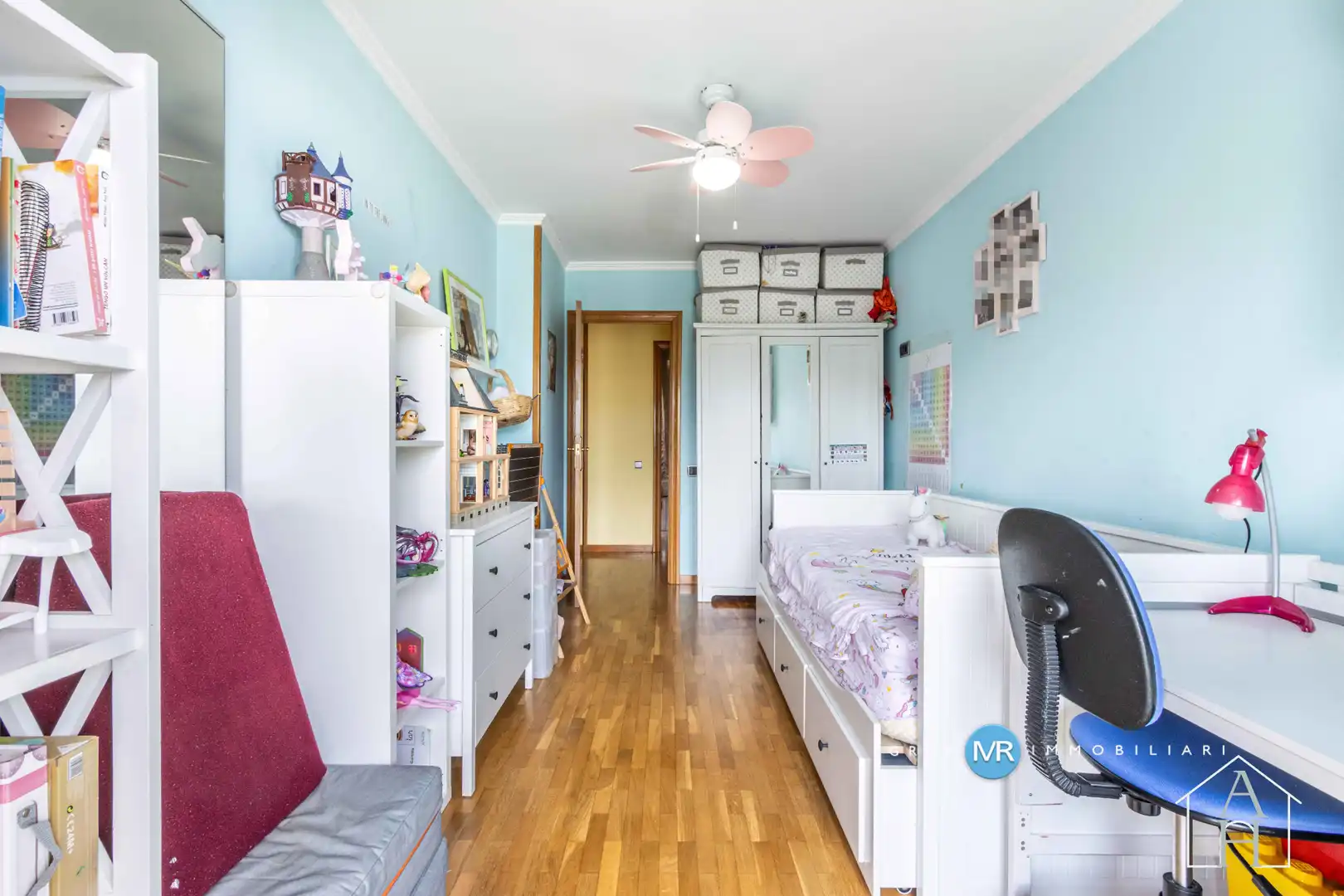 Bedroom of Flat for sale in Terrassa  with Air Conditioner, Heating and Parquet flooring
