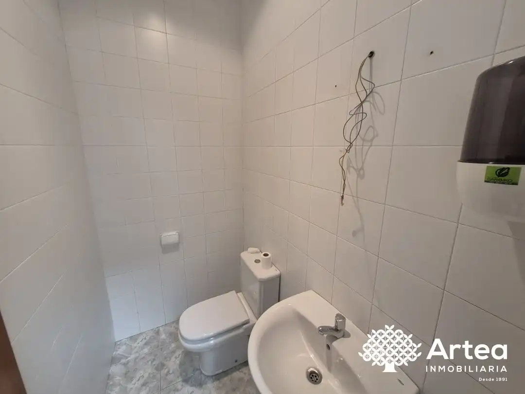Baño de Oficina de alquiler en Bilbao 