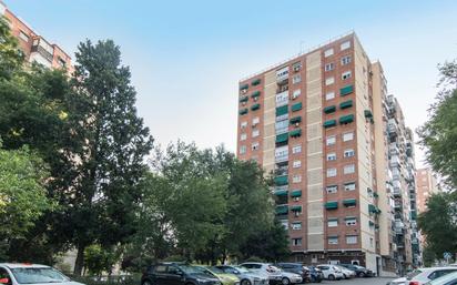 Exterior view of Flat for sale in  Madrid Capital  with Air Conditioner, Heating and Private garden