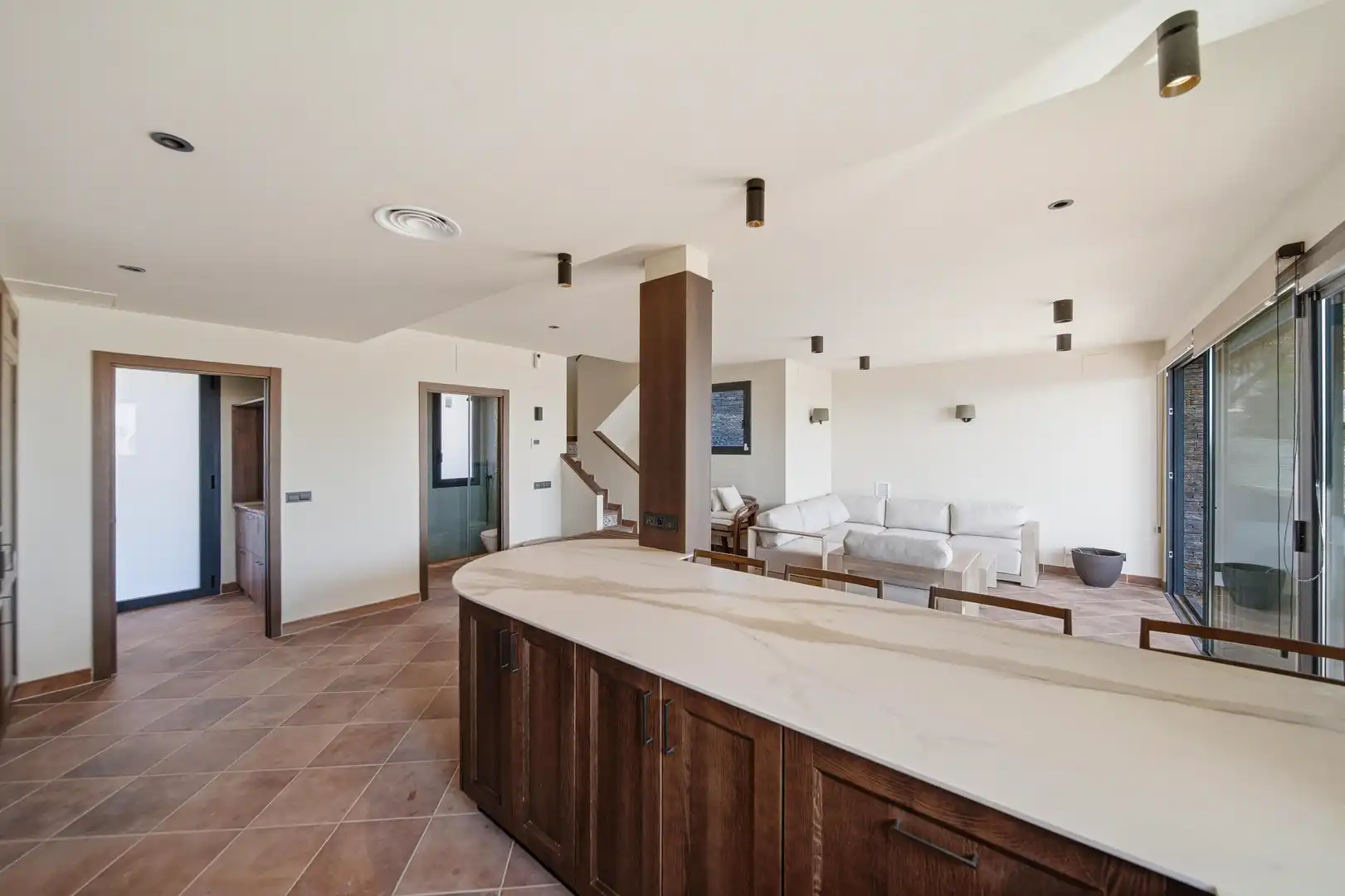 Küche von Einfamilien-Reihenhaus zum Verkauf in Cadaqués mit Privatgarten, Terrasse und Schwimmbad