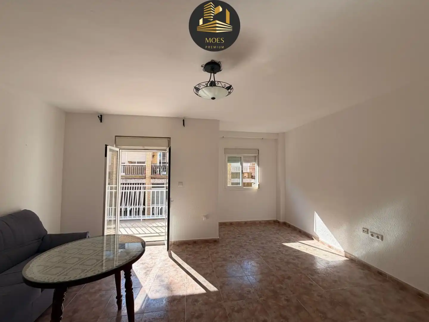 Vista exterior de Piso en venta en Jaén con Balcón