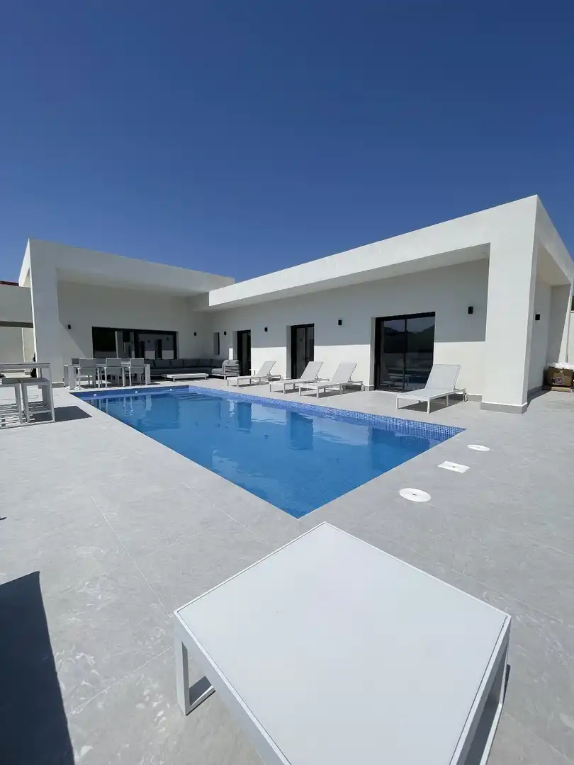 Casa amb piscina en venda a Carrer del Garrofer, imagen 10