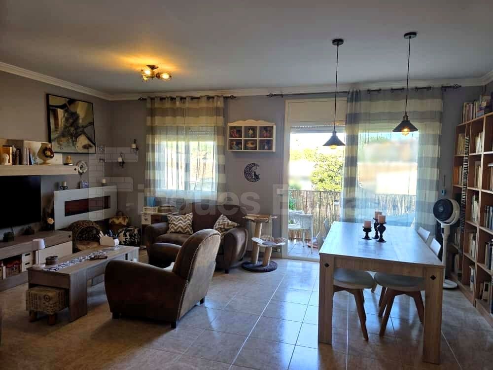 Maisonette zum verkauf in Nucli Urbà