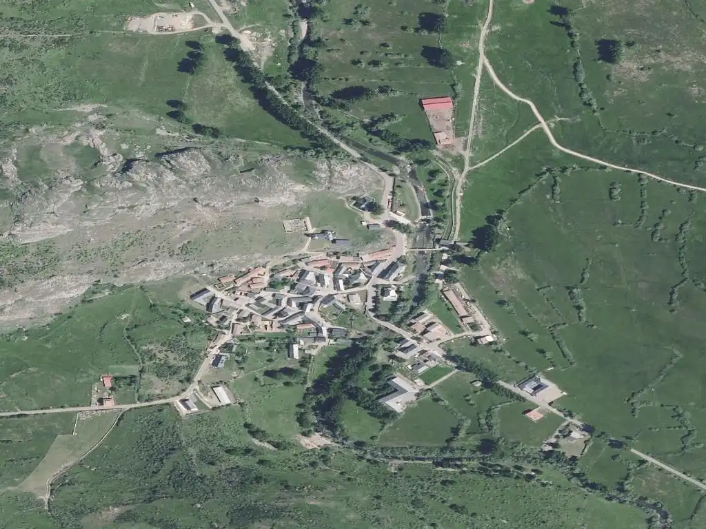 Haus zum Verkauf in LG LUGUEROS Valdelugueros (León), imagen 3