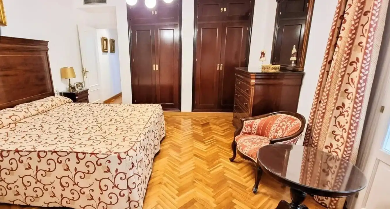 Dormitori de Pis en venda en Cádiz amb Aire condicionat, Parquet i Balcó