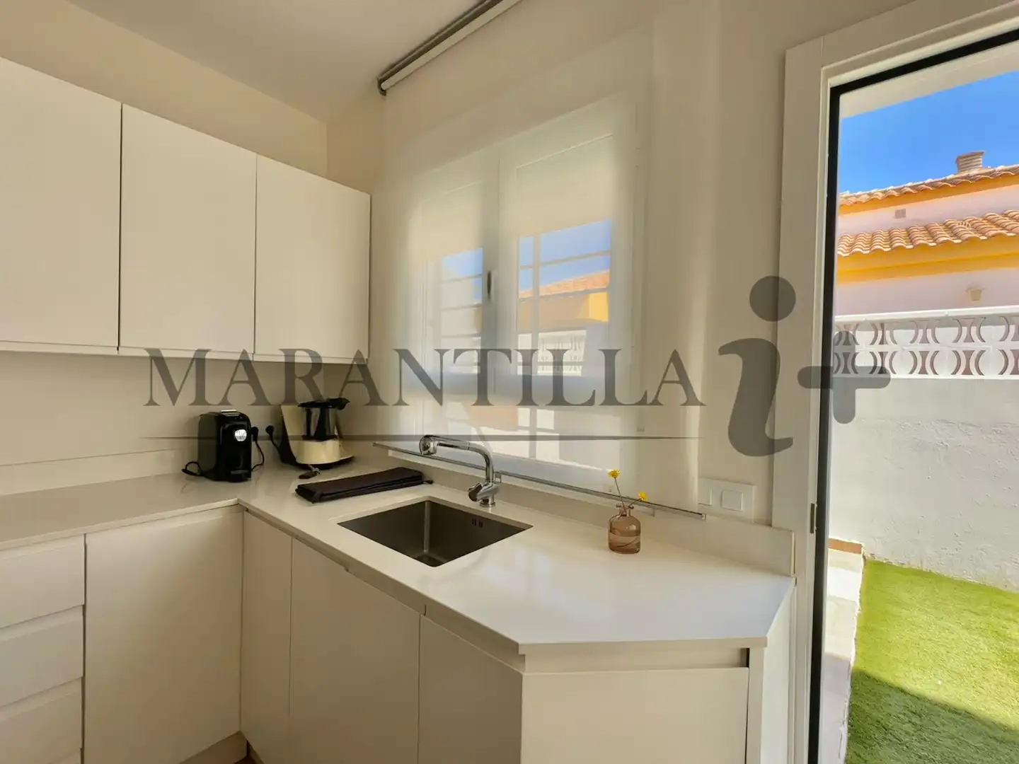 Cocina de Casa o chalet en venta en Islantilla con Aire acondicionado, Jardín privado y Terraza