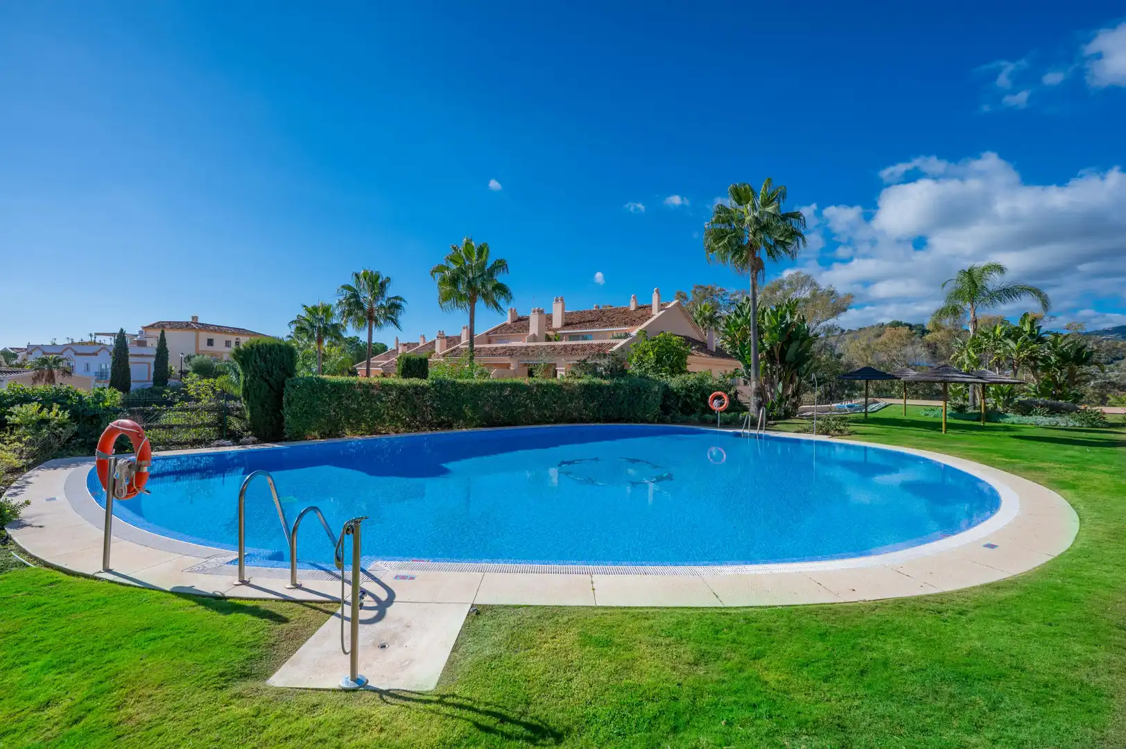 Jardí de Apartament en venda en Marbella amb Aire condicionat, Terrassa i Piscina