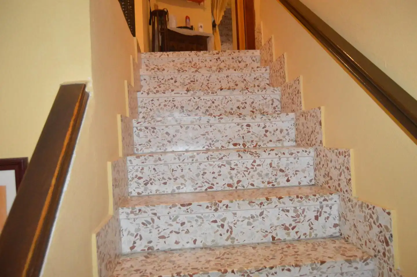Houses for sale in Huete  with Furnished