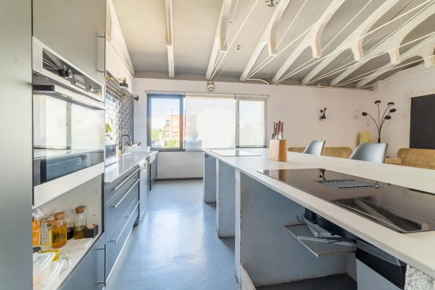 Kitchen of Commercial properties for rent in Madrid