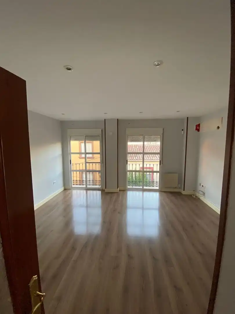 Habitación de Piso en venta en Guarromán con Calefacción
