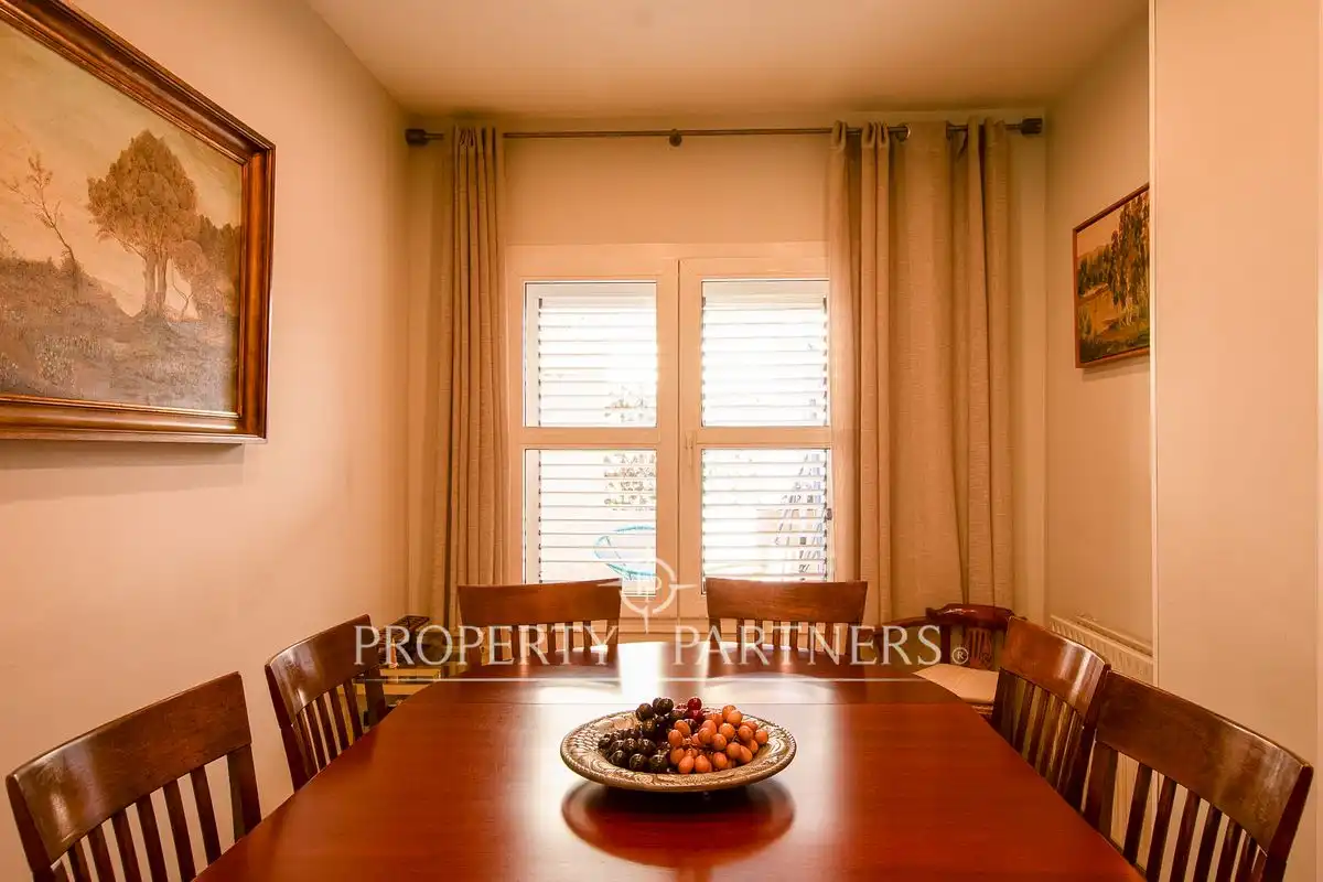Comedor de Casa adosada en venta en Rocafort con Aire acondicionado, Calefacción y Piscina
