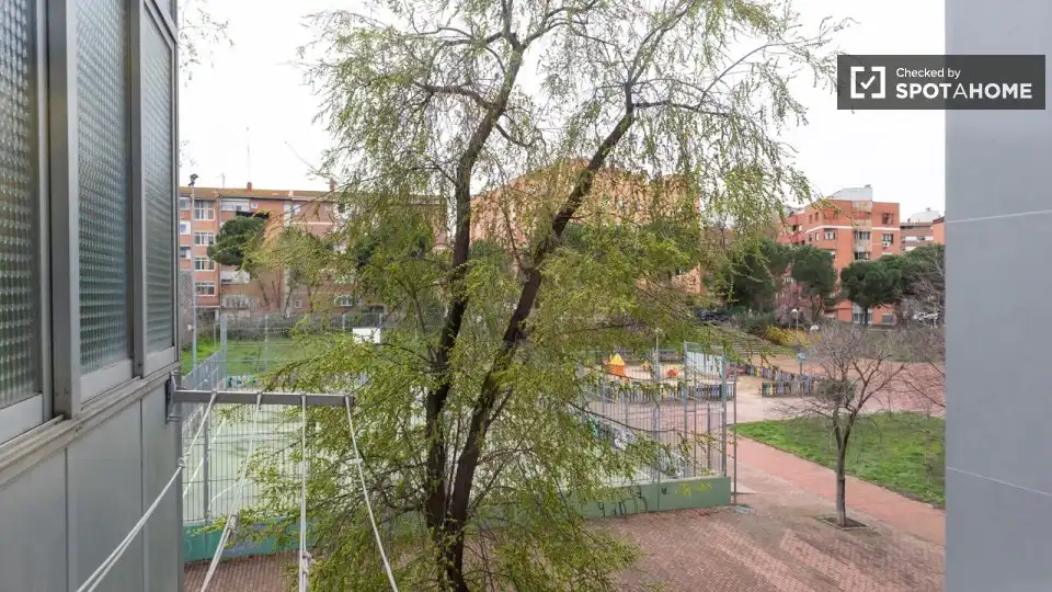 Garden of Flat for rent in Madrid  with Air Conditioner, Heating and Furnished