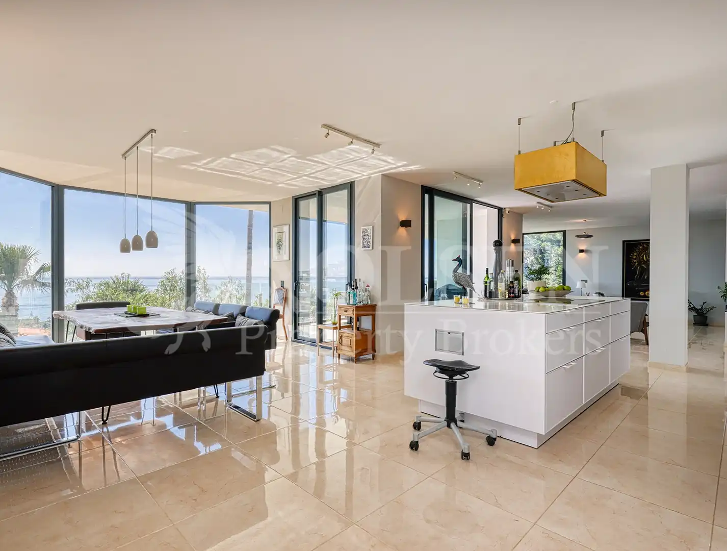 Cocina de Casa o chalet en venta en Estepona con Aire acondicionado, Calefacción y Jardín privado