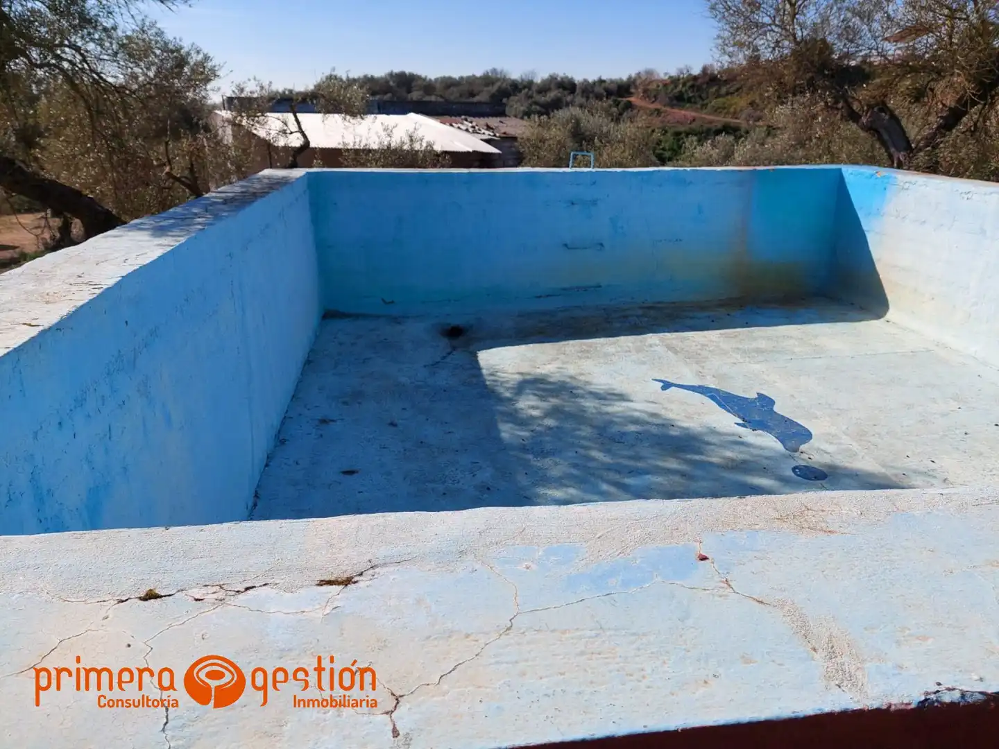 Piscina de Piso en venta en Lora del Río con Piscina
